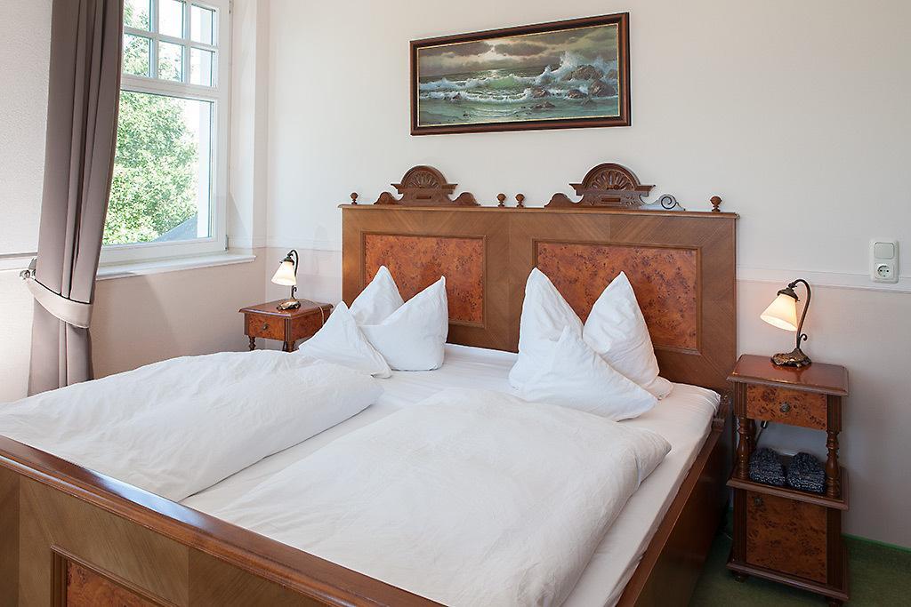 Hotel Zum Strandlaeufer Ahrenshoop Room photo